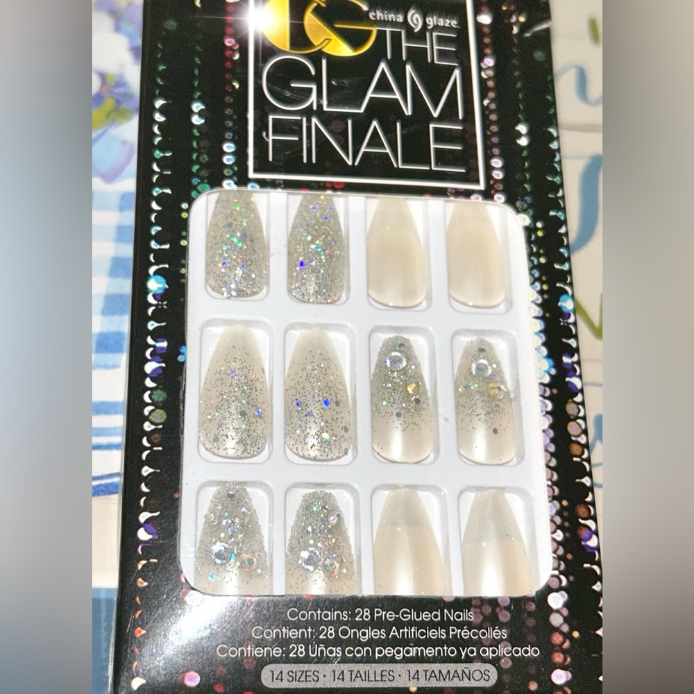 💎 RHINESTONE BLING FAUX NAIL SET 💎